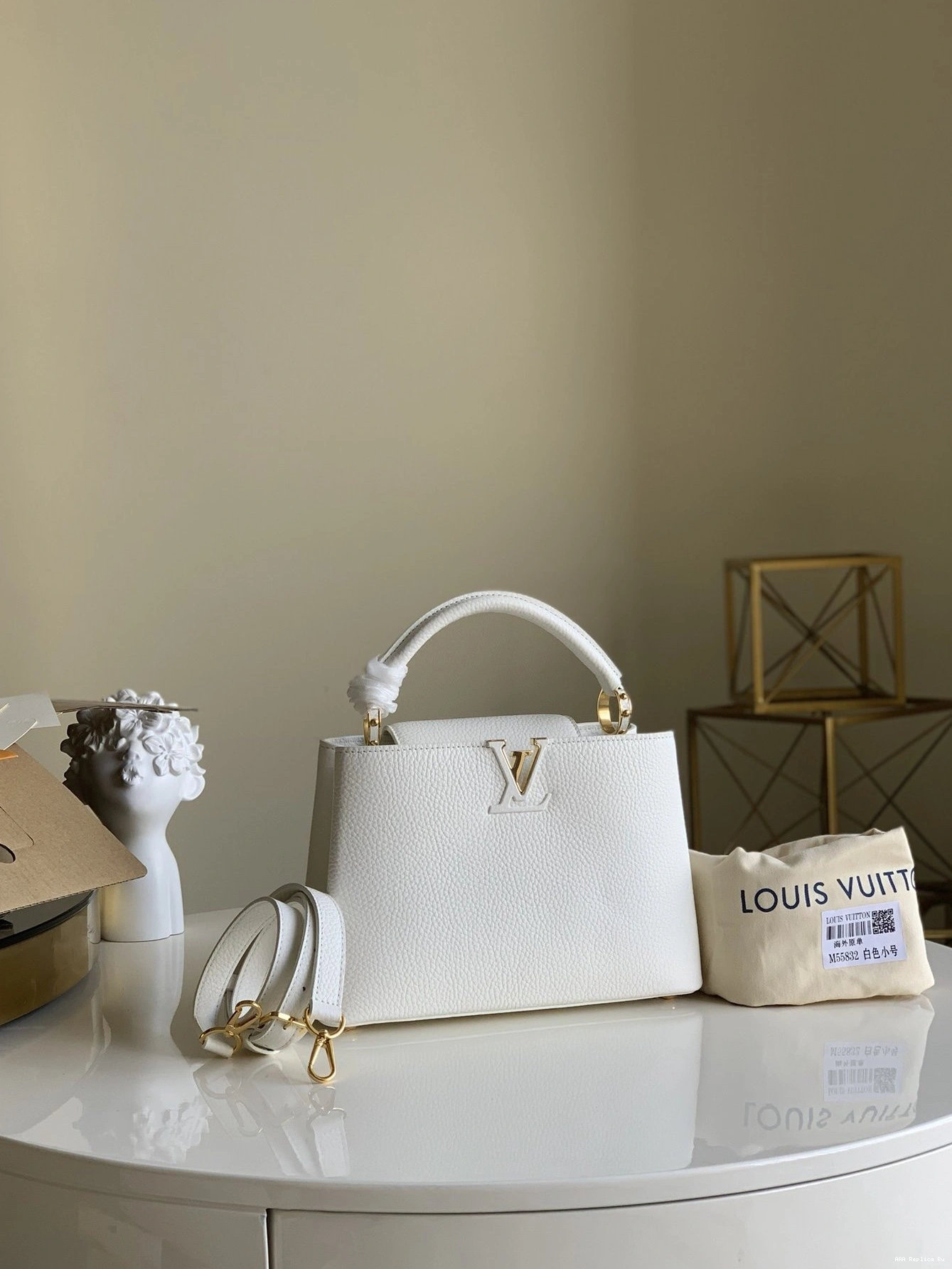 AAA Pruses Bags CAPUCINES VUITTON BB LOUIS 0822